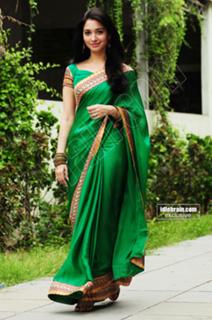 Tamannaah Bhatia feet photo thumbnail