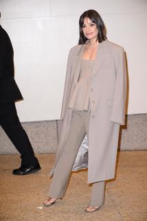 Lea Michele feet photo thumbnail
