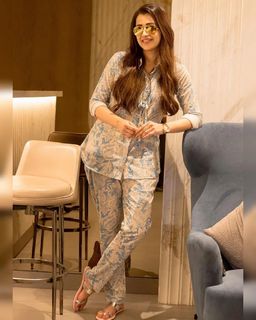 Trisha Krishnan feet photo thumbnail