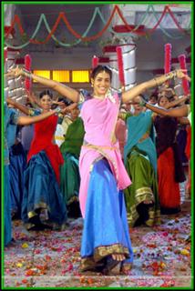 Genelia Deshmukh feet photo 4