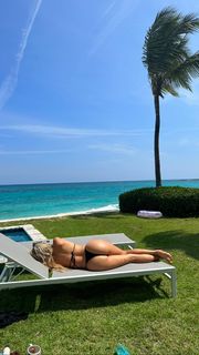 Corinna Kopf feet photo thumbnail