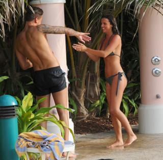 Lucy Mecklenburgh feet photo thumbnail