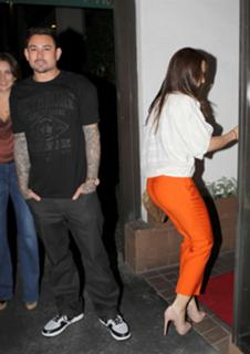 Minka Kelly feet photo thumbnail