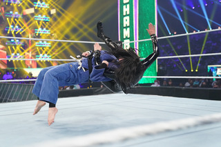Ronda Rousey feet photo thumbnail