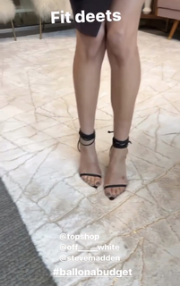 Erin Lim feet photo thumbnail