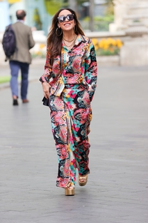 Myleene Klass feet photo thumbnail