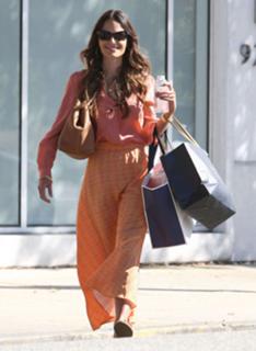 Jordana Brewster feet photo thumbnail