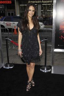 Jordana Brewster feet photo thumbnail