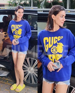 Kriti Sanon feet photo thumbnail