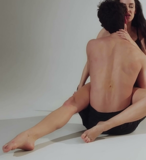 Jessica Lowndes feet photo thumbnail