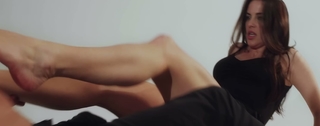 Jessica Lowndes feet photo thumbnail
