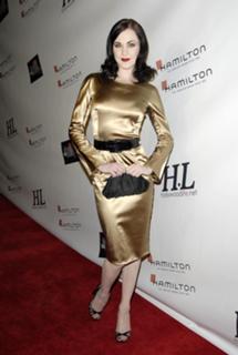 Evan Rachel Wood feet photo thumbnail