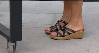 Courtney Khondabi feet photo thumbnail