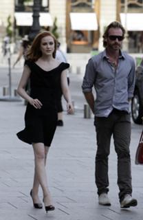 Evan Rachel Wood feet photo thumbnail