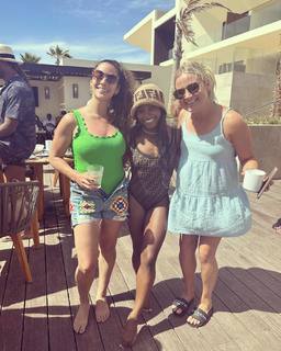 Simone Biles feet photo thumbnail