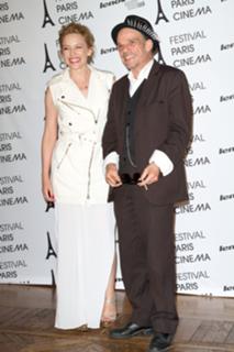 Kylie Minogue feet photo thumbnail