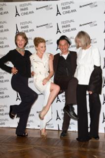 Kylie Minogue feet photo thumbnail