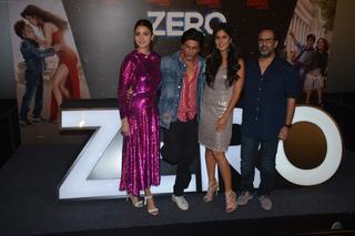 Anushka Sharma feet photo thumbnail