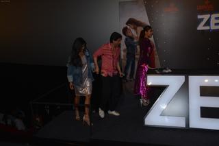 Katrina Kaif feet photo thumbnail
