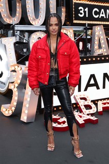 Christina Milian feet photo thumbnail