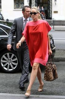 Sharon Stone feet photo thumbnail