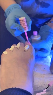 Daniela Katzenberger feet photo thumbnail