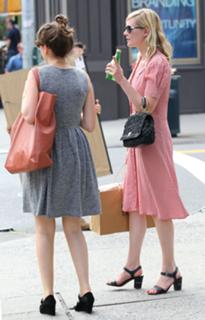 Kirsten Dunst feet photo thumbnail