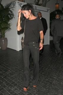 Jessica Szohr feet photo thumbnail