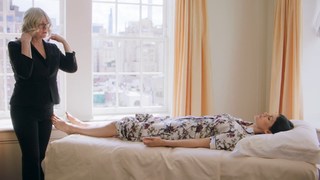 Alexandra Daddario feet photo thumbnail