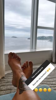 Cleo feet photo thumbnail
