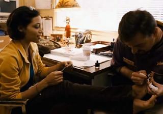Rosario Dawson feet photo thumbnail