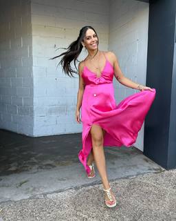 Cristina Pedroche feet photo thumbnail