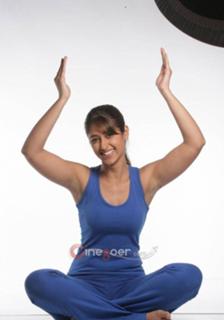 Ileana D'Cruz feet photo thumbnail