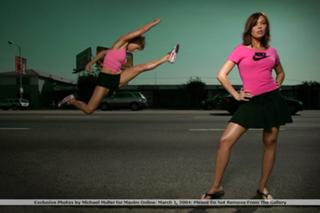 Mandy Moore feet photo thumbnail