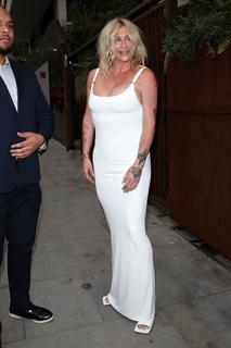 Kesha feet photo thumbnail