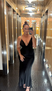 Julieanna Marie Goddard feet photo thumbnail