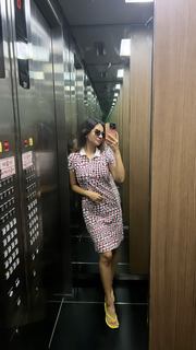 Anushka Sen feet photo thumbnail