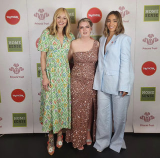 Fearne Cotton feet photo thumbnail