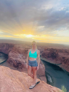 Holly Holm feet photo thumbnail