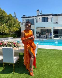 Jordin Sparks feet photo thumbnail