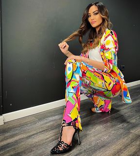 Giorgia Palmas feet photo thumbnail