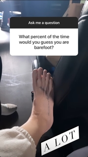 LeAnn Rimes feet photo thumbnail