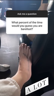 LeAnn Rimes feet photo thumbnail