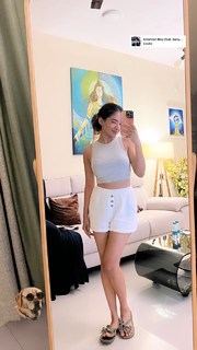 Anushka Sen feet photo thumbnail