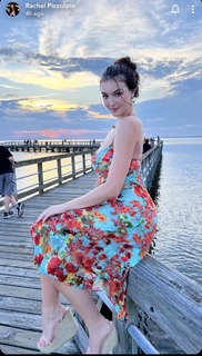 Rachel Pizzolato feet photo thumbnail