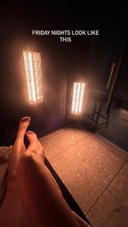 Shay Mitchell feet photo thumbnail