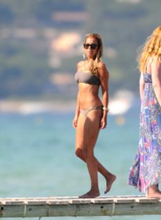 Sylvie Meis feet photo thumbnail