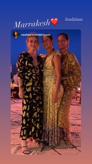 Sasha Alexander feet photo thumbnail