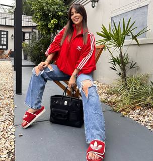 Wanda Nara feet photo thumbnail