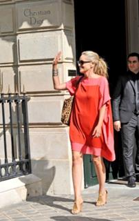 Sharon Stone feet photo thumbnail